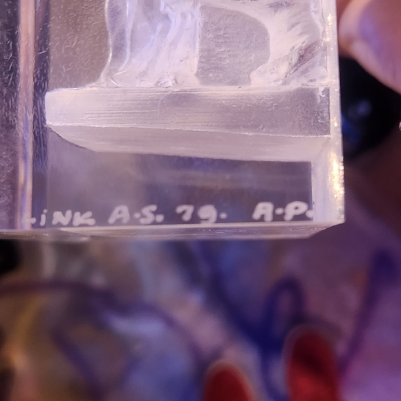 Vintage carved Lucite Moses reflection - Picture 3 of 3